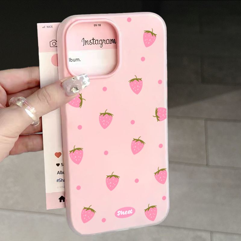 Sweet Pink Strawberry Pattern  - Samsung Galaxy A55 recension och pris